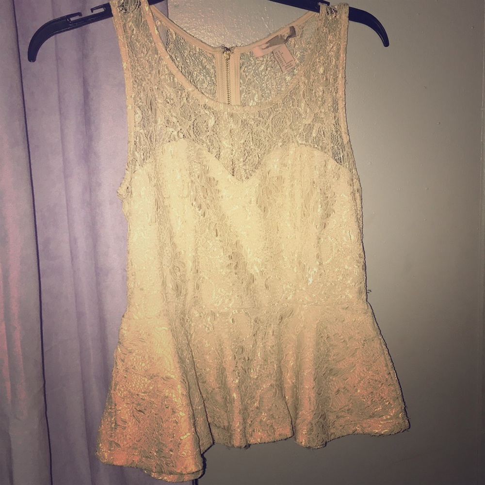 Blouse wear once! Great top with jeans.